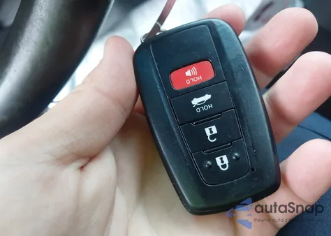 2018 Toyota Camry Se z USA, uszkodzony, nr VIN 4T1B11HK9JU672503